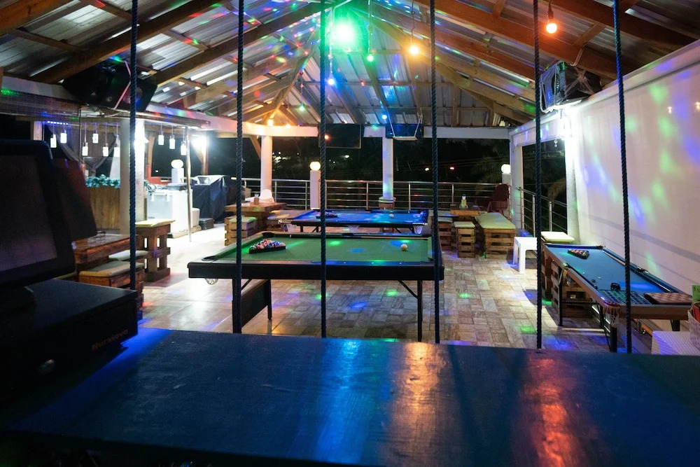 Edma Aparta Hotel