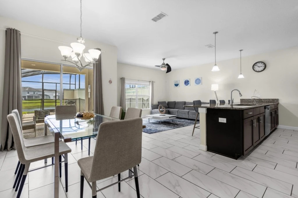4 Bedrooms 3 Bathrooms Storey Lake 3135 Pp