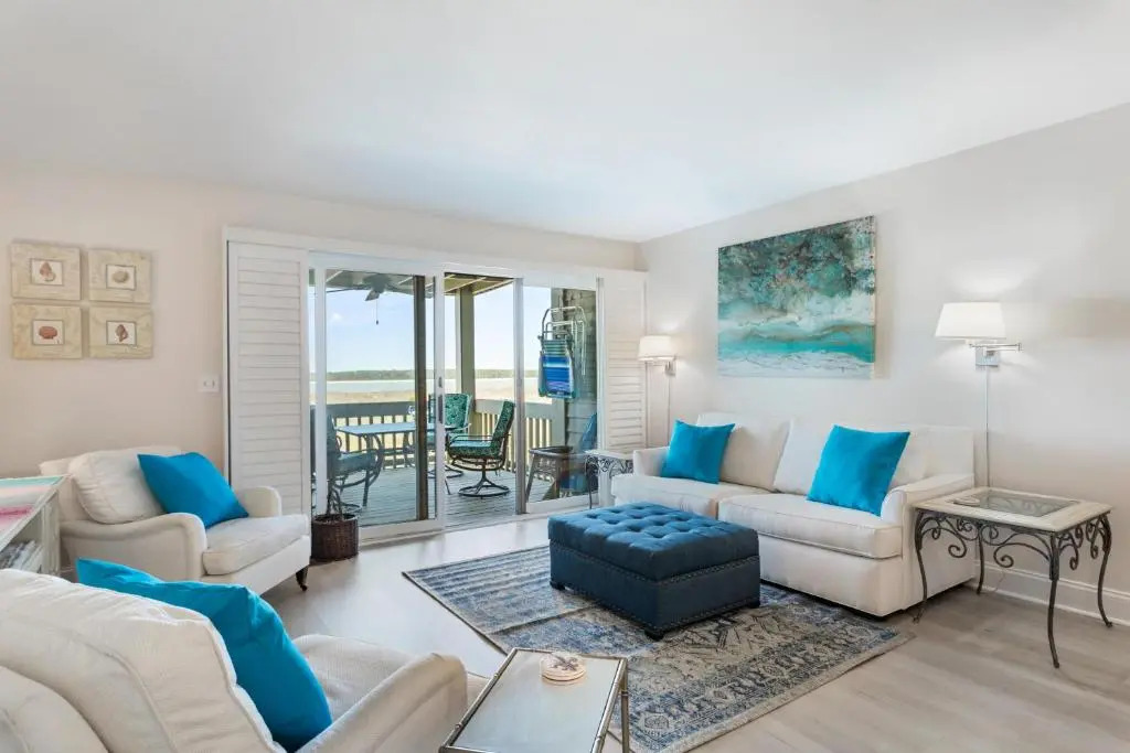 1315 Pelican Watch Villas-Beachfront & Amenities - on Sale