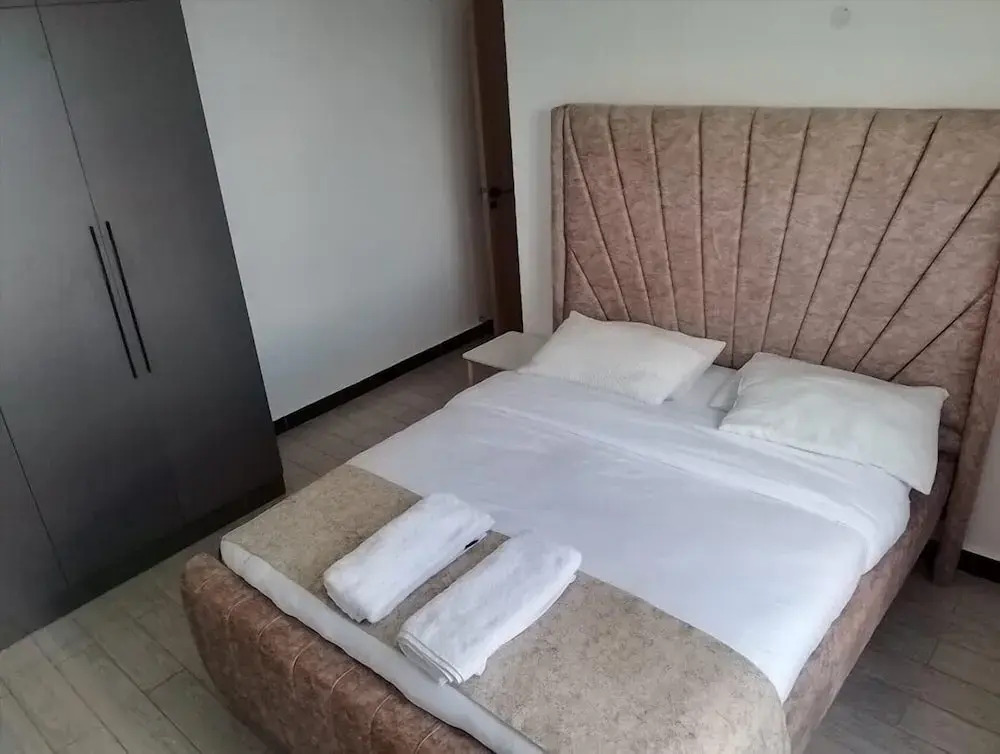 Staroot Residences - Dreamy Retreat