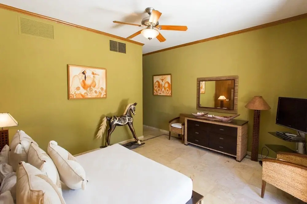 Large 12 000 sq ft 5-bdr Villa for Rent in Cap Cana With Pool Chef Maid