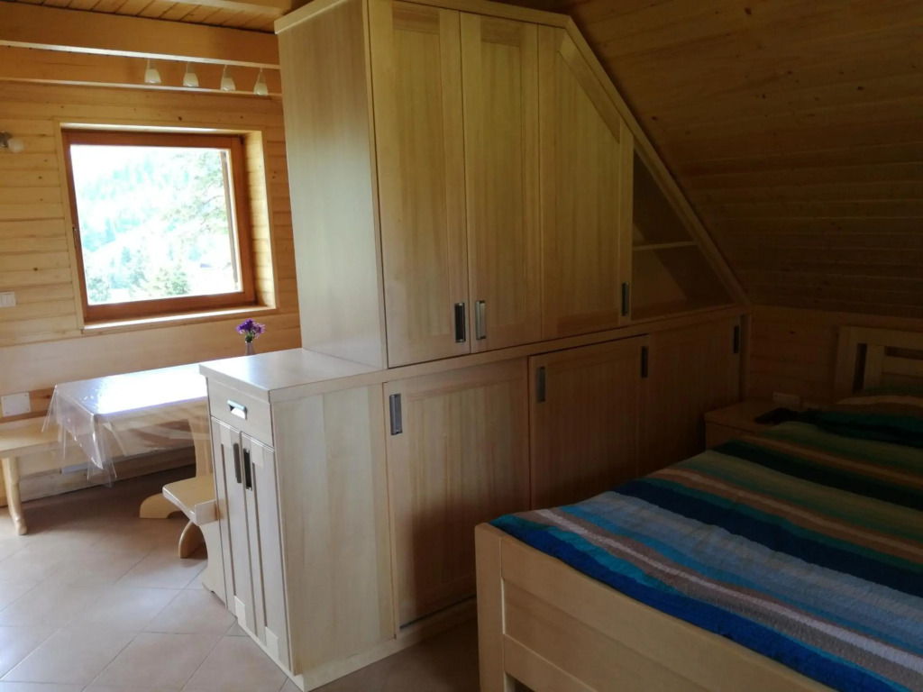 Apartmaji Vrhovnik