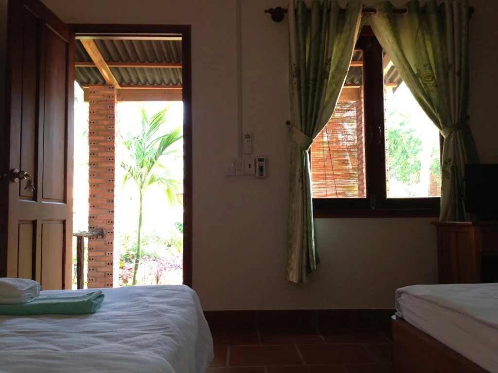 Be Home 3 Hostel and Bungalow