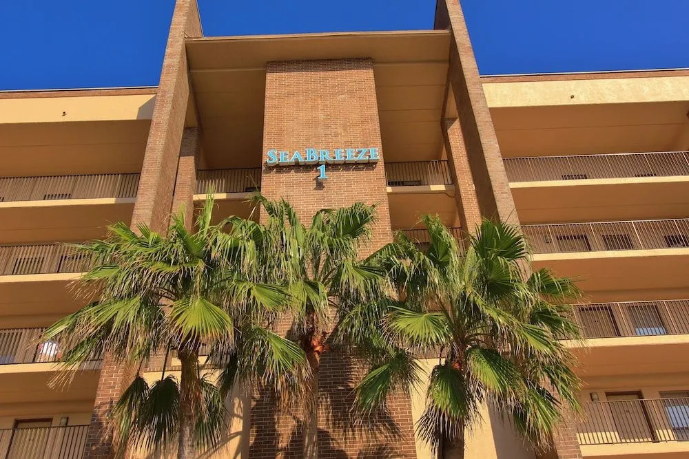 Seabreeze 1 Condominiums