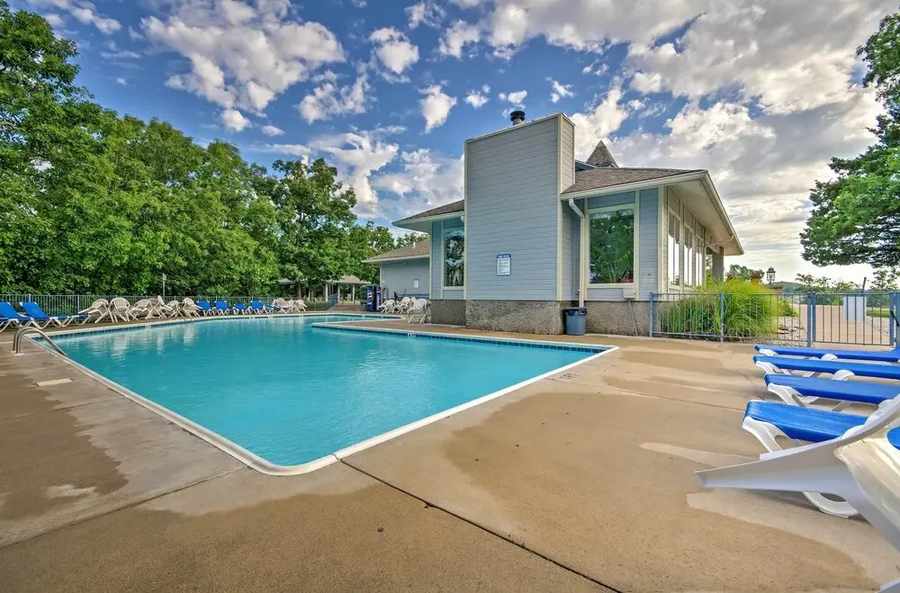 Luxe Lakeside Regatta Bay Getaway w/ Pool Access!