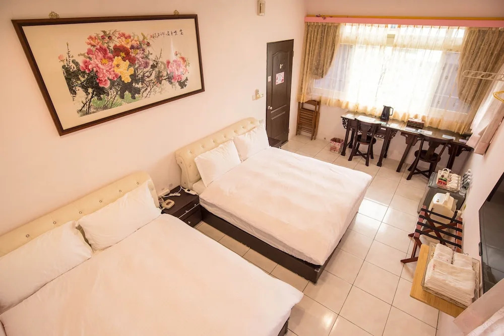 Qu Hi Home Stay