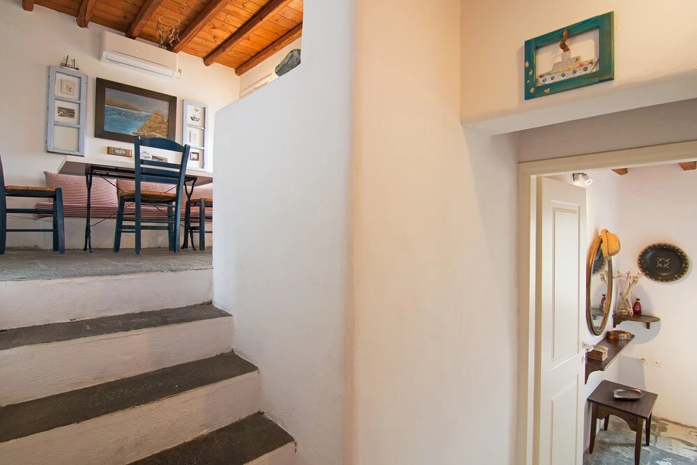 Stunning view house in Serifos