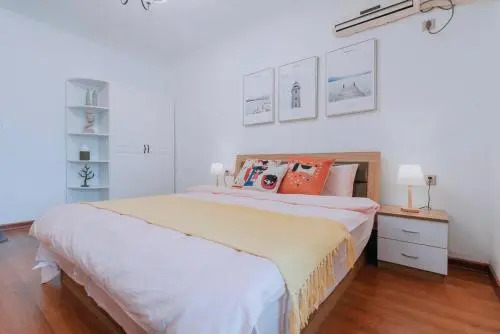 Xi’an Beilin·South Gate Subway Station· Locals Apartment 00172100