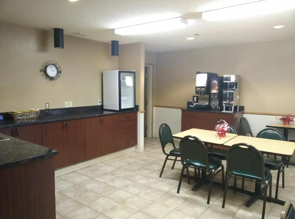 Norland Inn & Suites Roseau