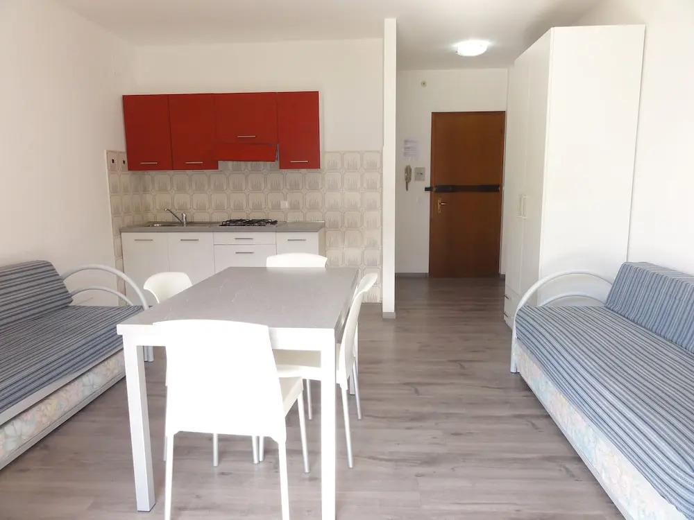 Condominio Sabrina - 50m from the beach