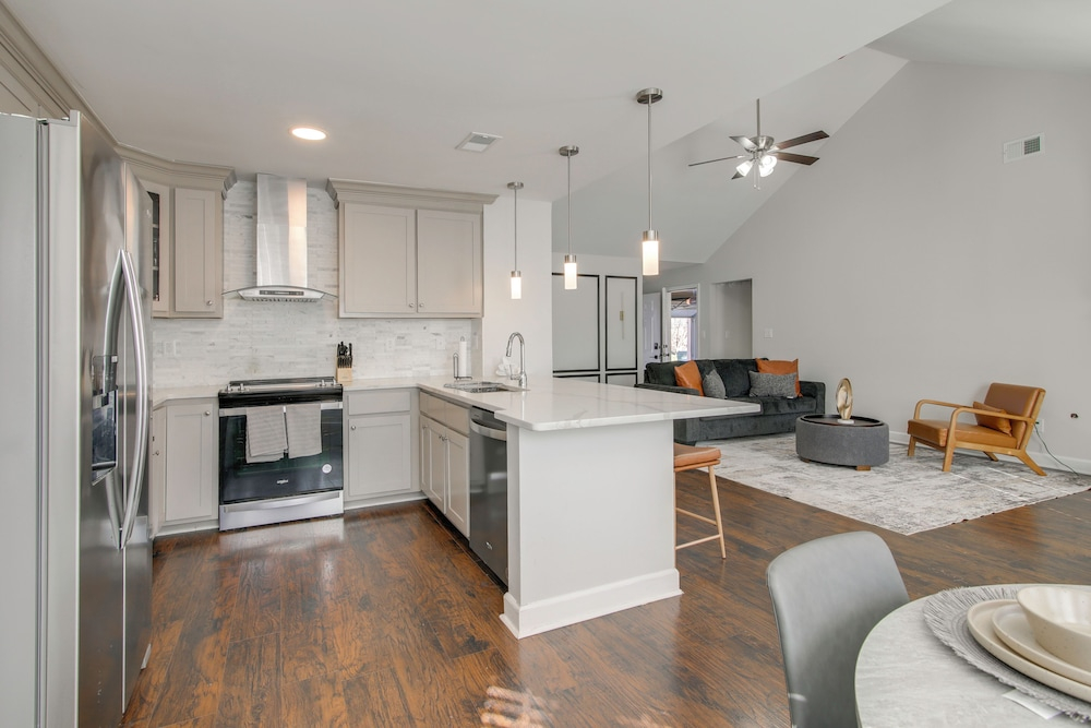 Walk to the Greenline: Sleek Cordova Home w/ Patio