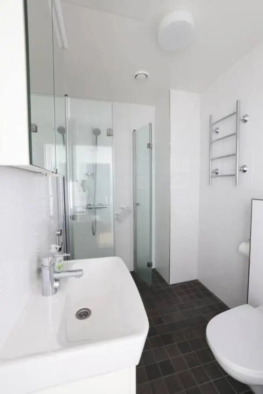 2ndhomes Bright 1BR Home in Kamppi