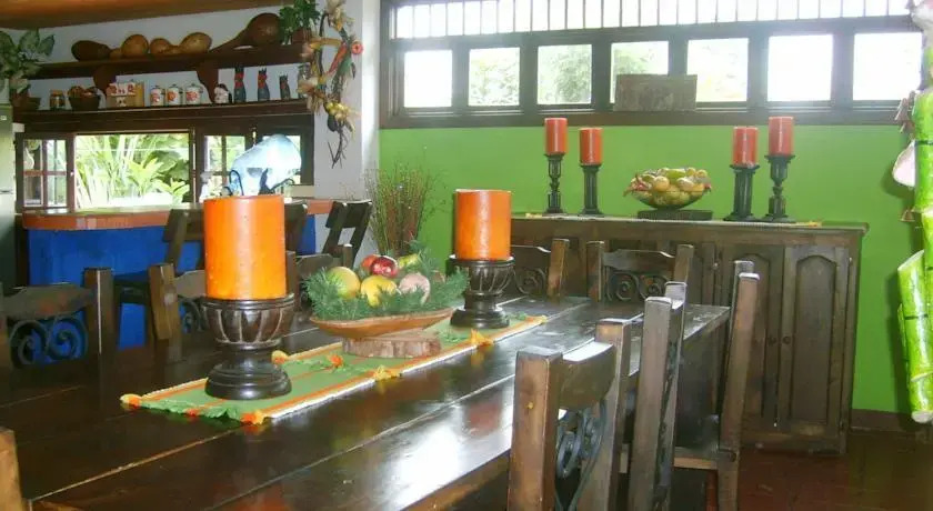 Hosteria Heliconia