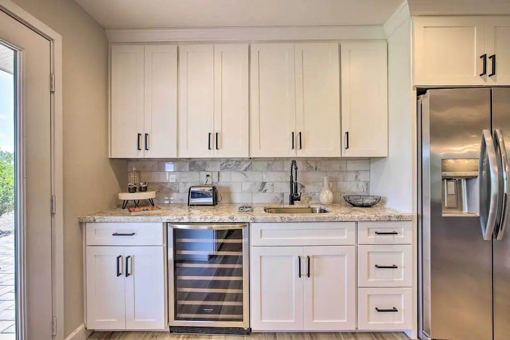 Putting Green, Community Perks: Sun City West Home