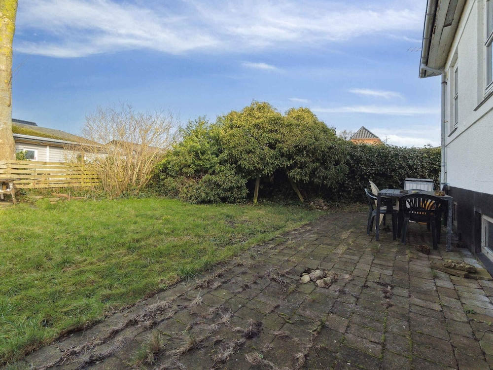 5 Star Holiday Home in Asaa