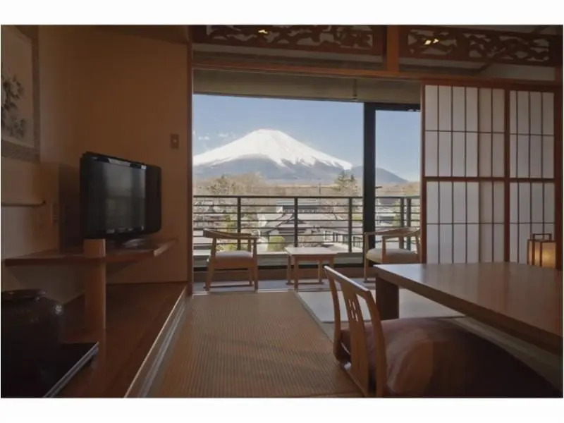 Mt Fuji View and Private Sauna Ryokan Shizuku しずく