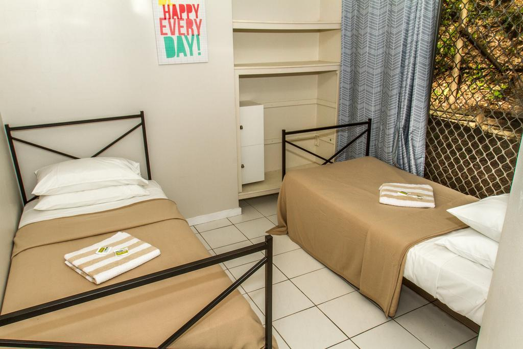 Cairns Beaches Flashpackers