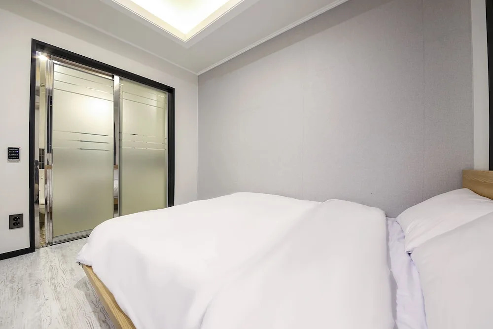 Diamond Hotel