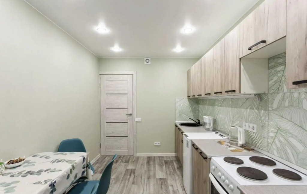 Moment House  на Твардовского 6к2