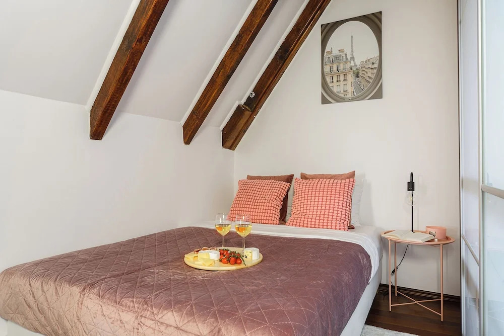 Lumina 2-level charming apart