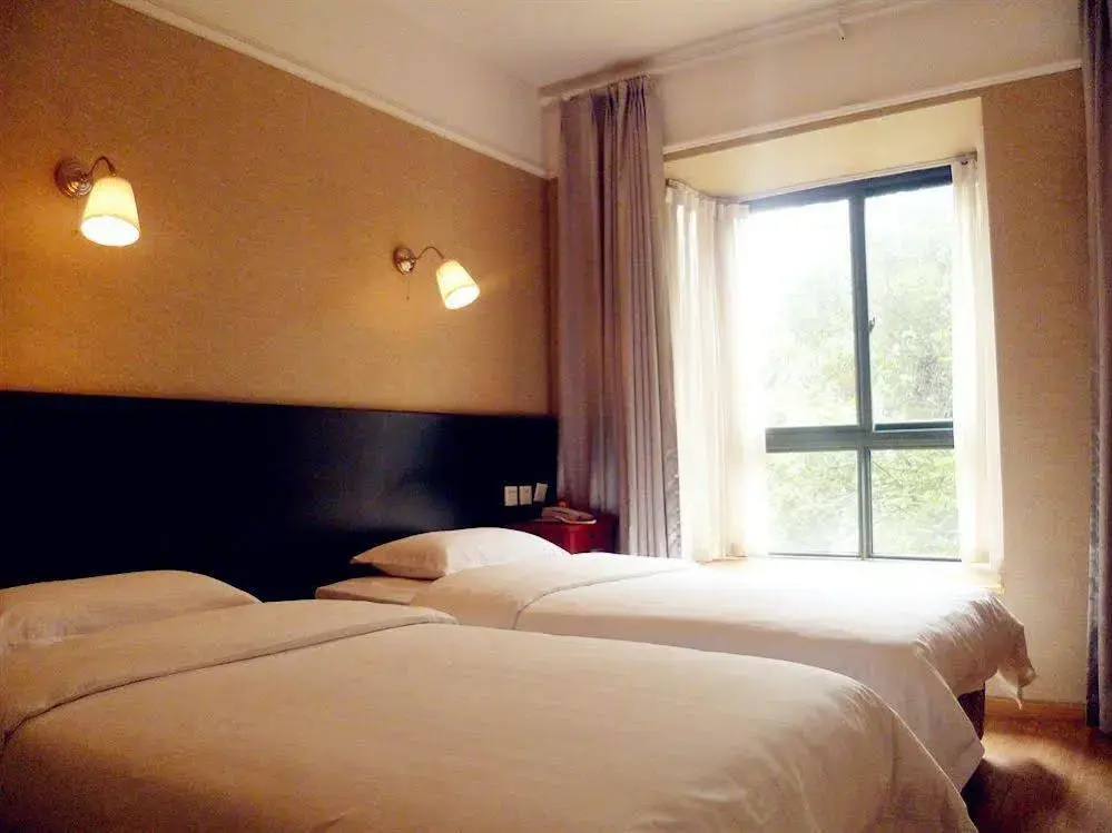 Chengdu Shuangliu Aishang Business Hotel