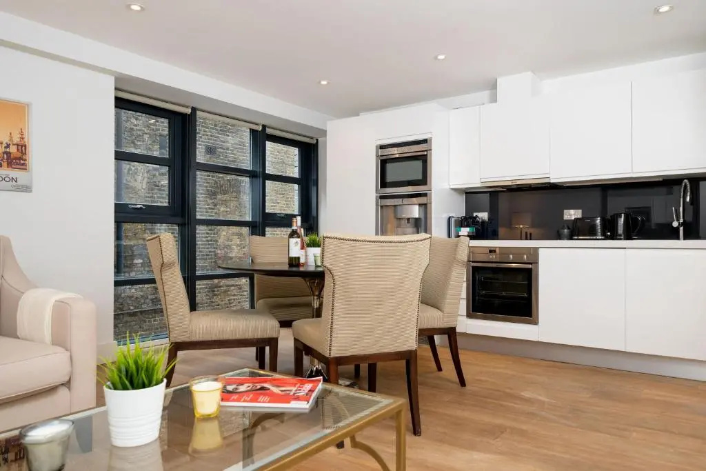 NEW 2 Bedr 3 Beds 2,5 Bath COVENT GARDEN