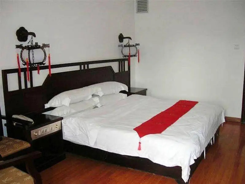 Yangshuo Lisa Boutique Hotel -- Central City & 8 min to West Street & 6 min to Li River