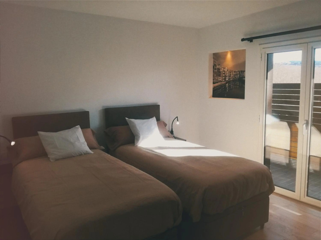 Turistic Girona - Piso de 3 habitaciones