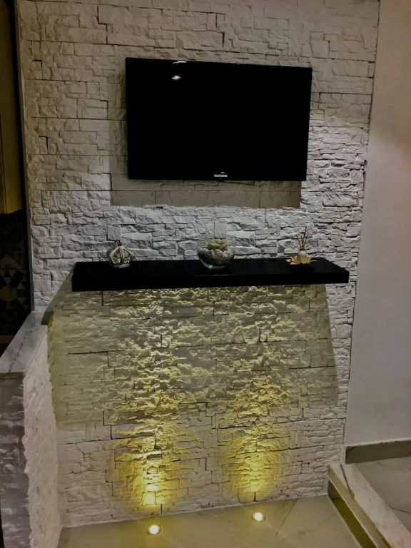 Settembrini House