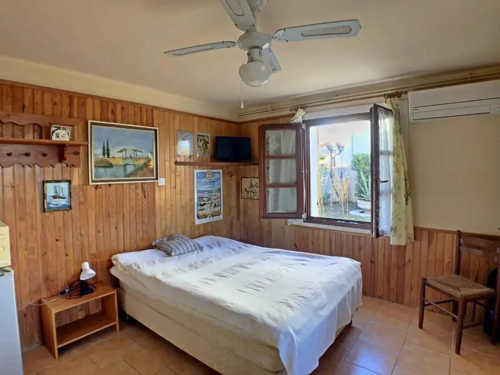 Studio Saintes-Maries-de-la-Mer, 1 pièce, 2 personnes - FR-1-475-54