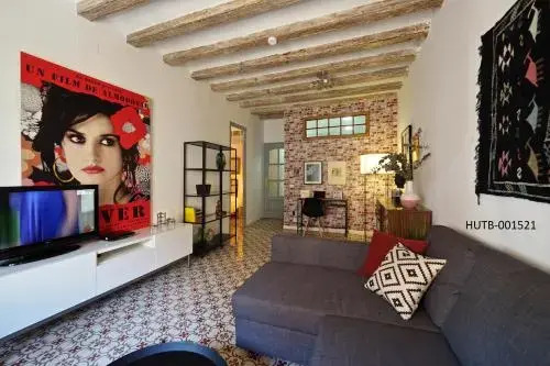 Almodovar Apartment