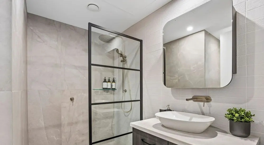 Beach Street Luxury 3 Bed With Beach Bay Views