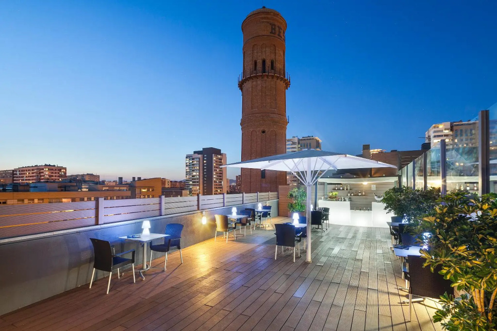 Attica 21 Barcelona Mar