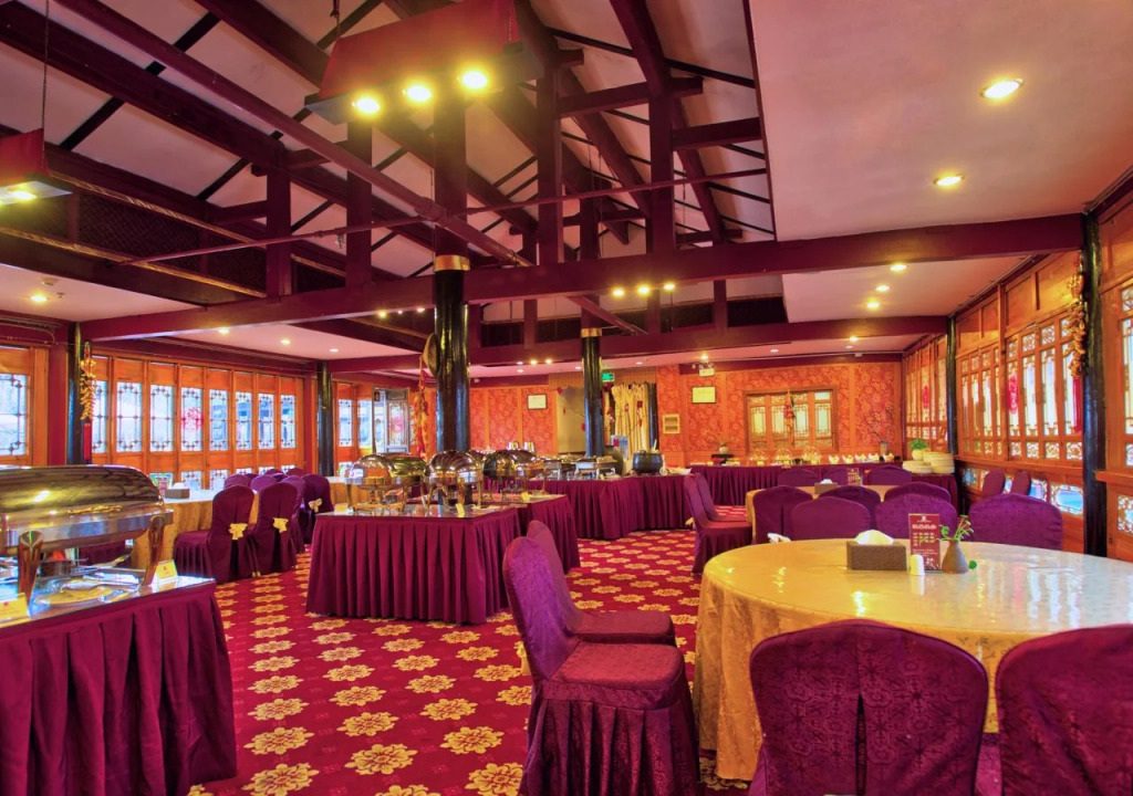 Lijiang Wangfu Hotel