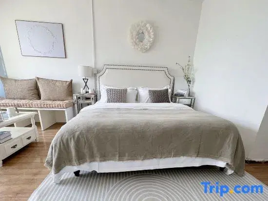 Dengfenglai Homestay (Chunxi Road Taiguli Branch Chengdu)