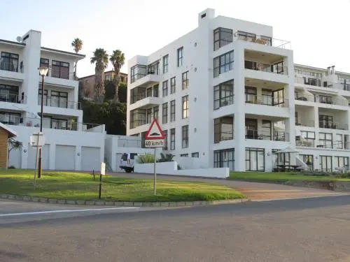 Point Village Accommodation - Santos 44