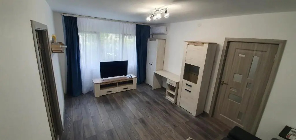3 Rooms Apartment Airy & Bright Garden