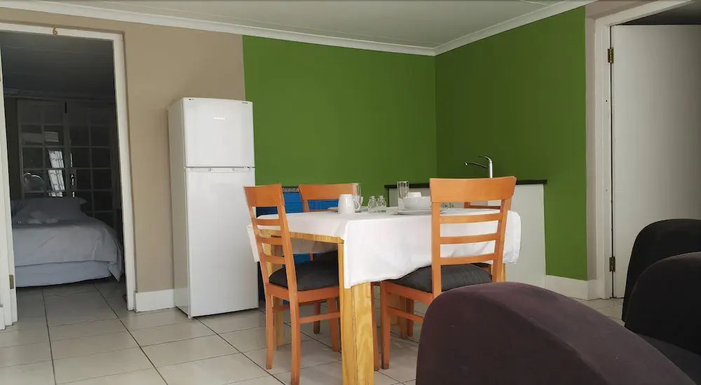10 Cadoza BnB
