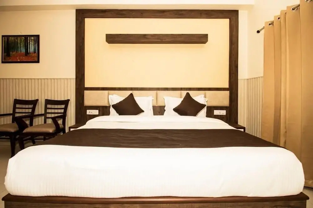 Hotel Revoli Amritsar