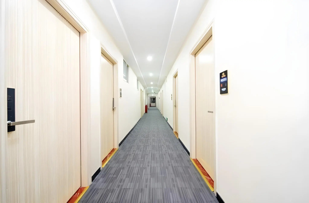Ying Feng Yuan Hotel