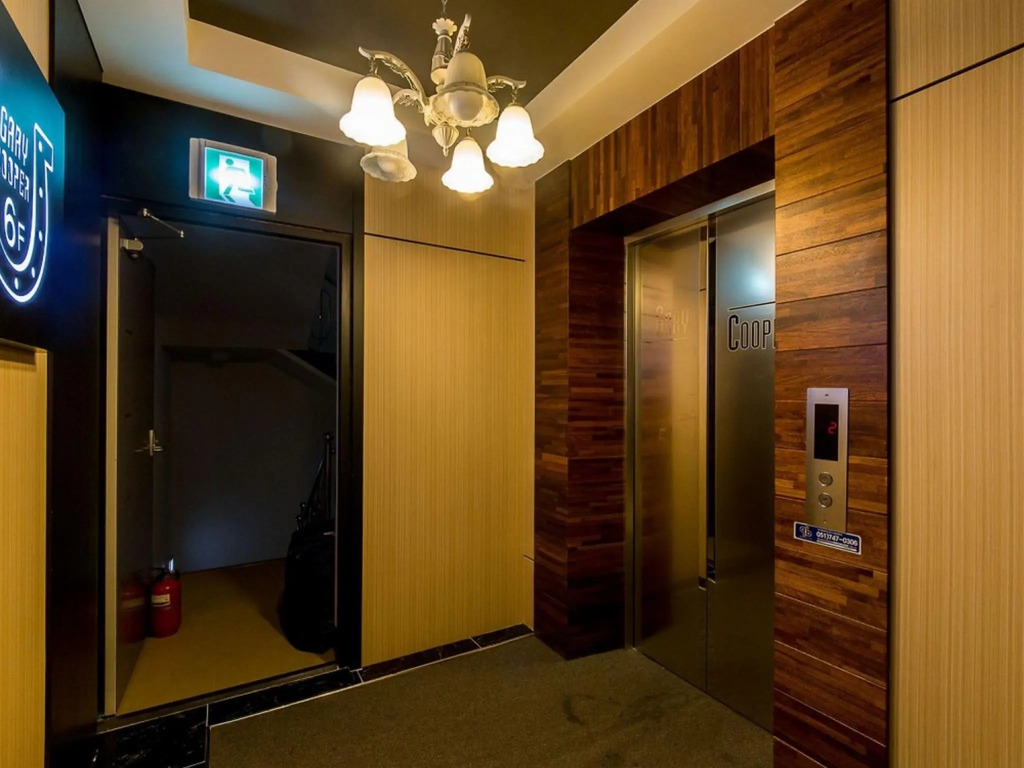 Gary Cooper Hotel