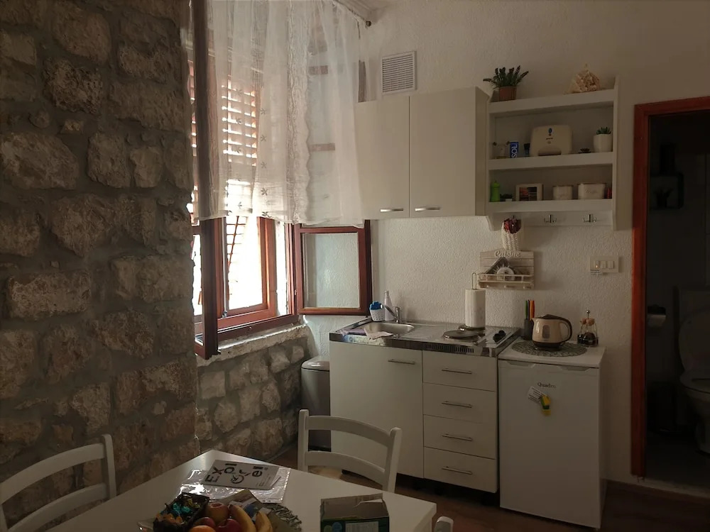 Placeta Apartments & Rooms