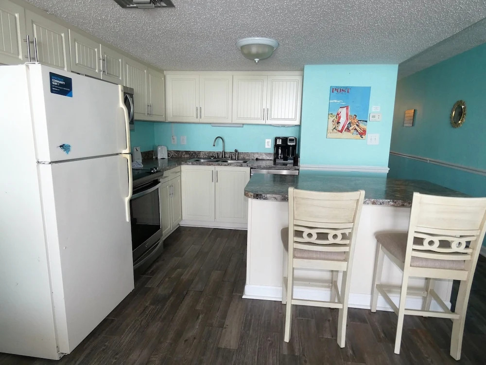 0508 Waters Edge Resort 1 Bedroom Condo