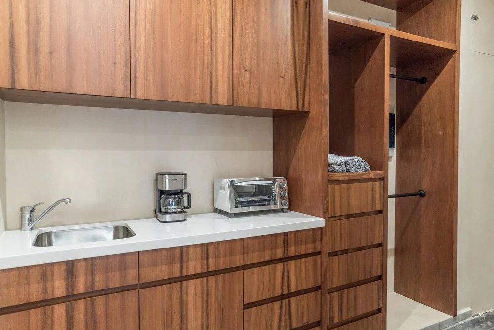 Luxurious Stylish 3BR Apartment Exceptional Location Private Pool Uncovered Patio