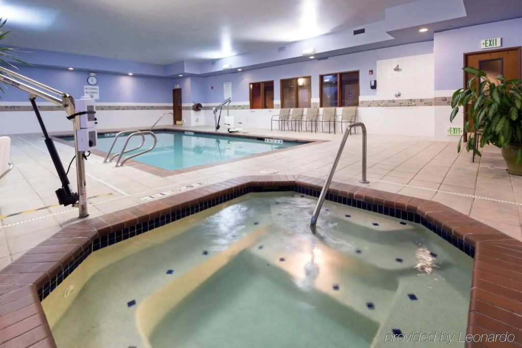 Holiday Inn Express Hotel & Suites North Seattle - Shoreline