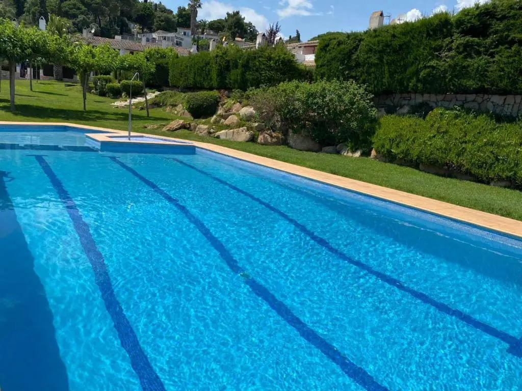 Casas Blanca 34 piscina Playa privada Santa María de Llorell Tossa