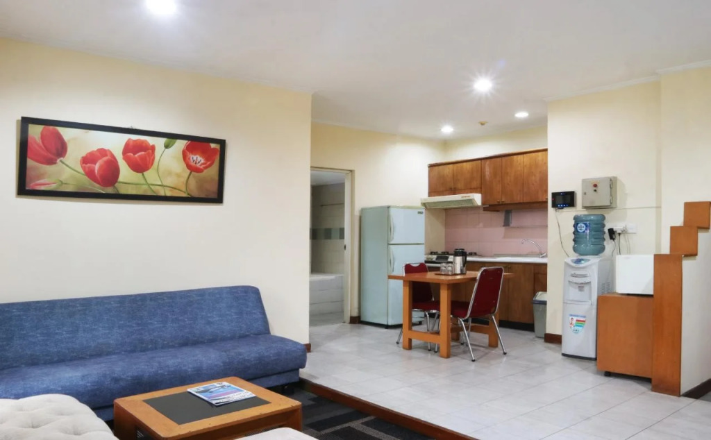 Shinju Apartment