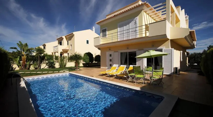 Altura Villa