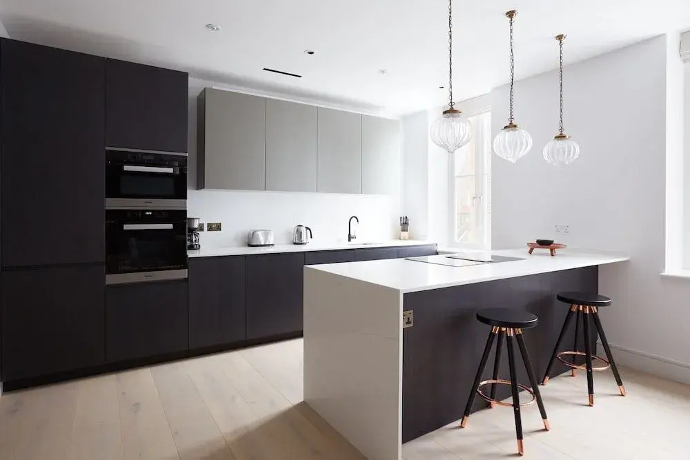 Beautiful Westminster Suites by Sonder