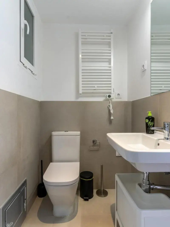 Limehome Madrid C. de Fomento